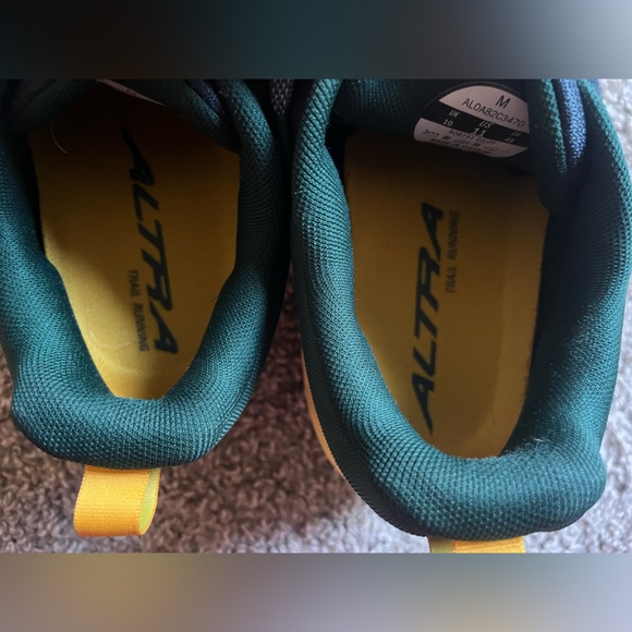 Altra Trail Running shoes - Picture 10 of 12